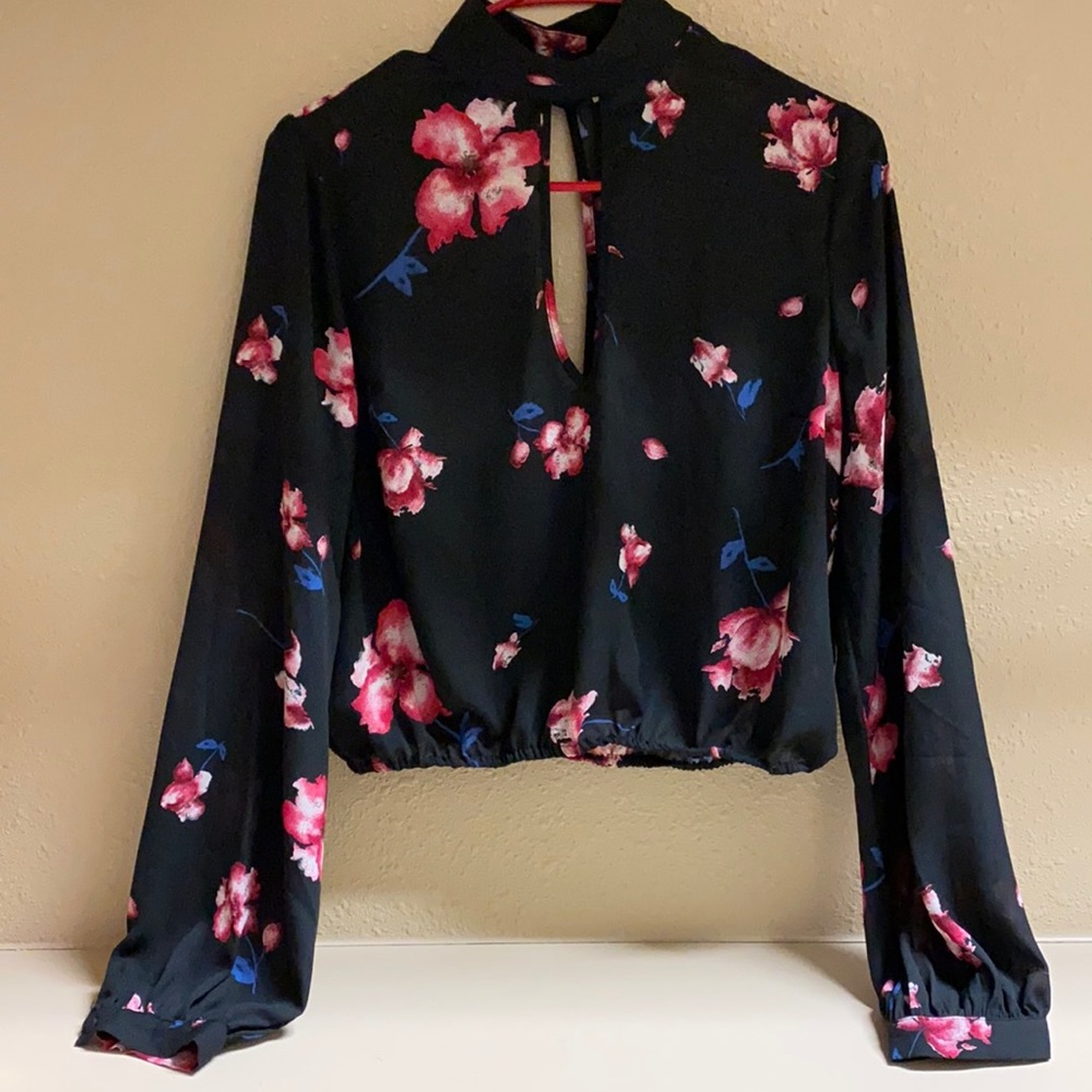 Brand- BCNU, Size- Large, Color- Black